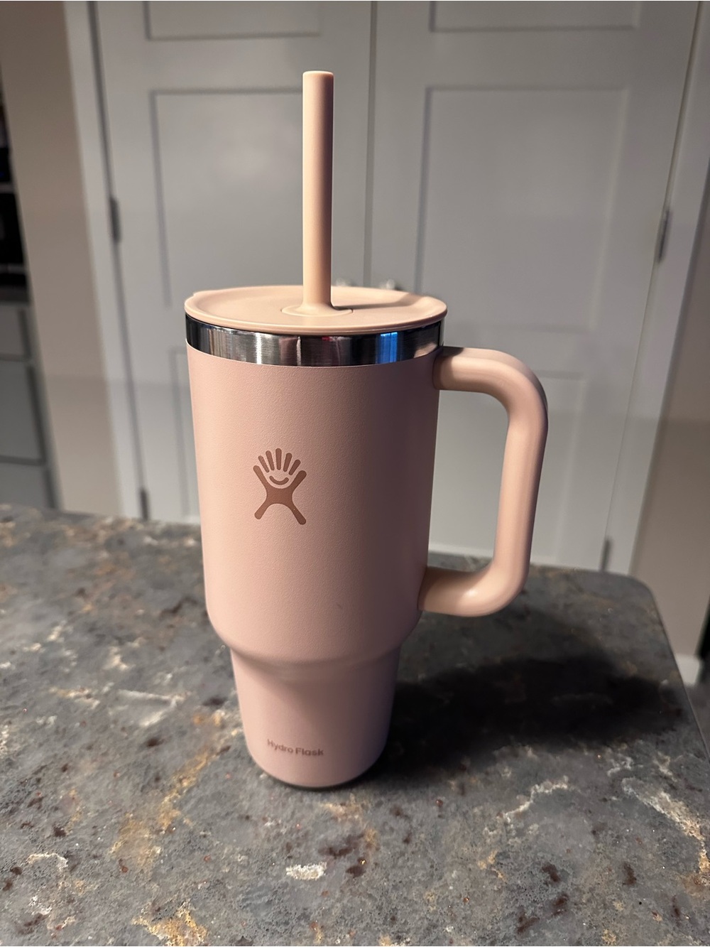 Hydro Flask 32 oz Travel Tumbler cup